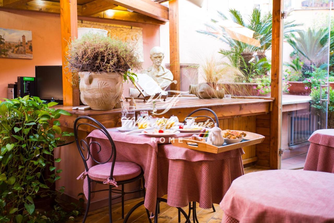 Couette-café Della Fonte 3*